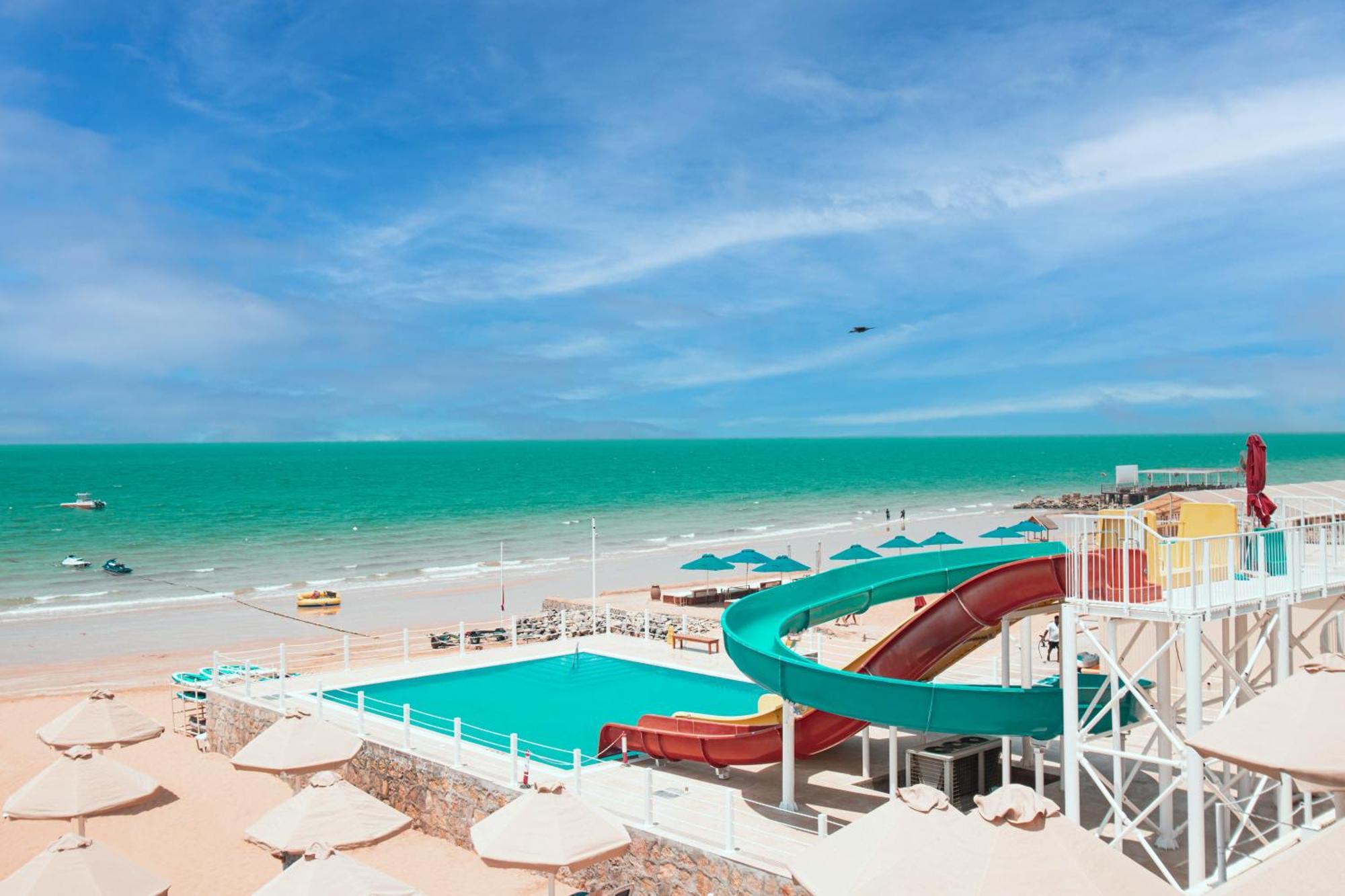 Bm Beach Hotel Ras al-Khaimah Exterior photo